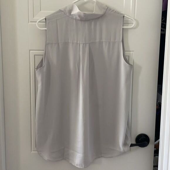 Ann Taylor Gray Bow Neck Shell - Picture 4 of 6